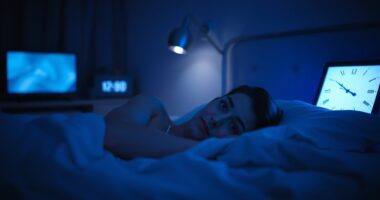 blue light disrupts sleep